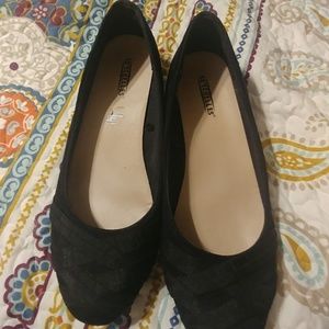 Women's shoes